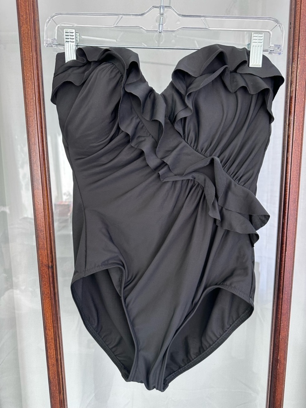 Miraclesuit Black Bandeau One Piece Swimsuit Ruched Tummy Control 10 Ruffle